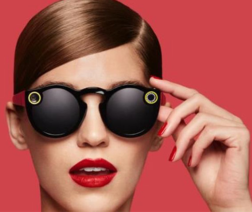 Snapchat spectacles lead to £30m loss, while Apple gears up for upcoming AR headsets